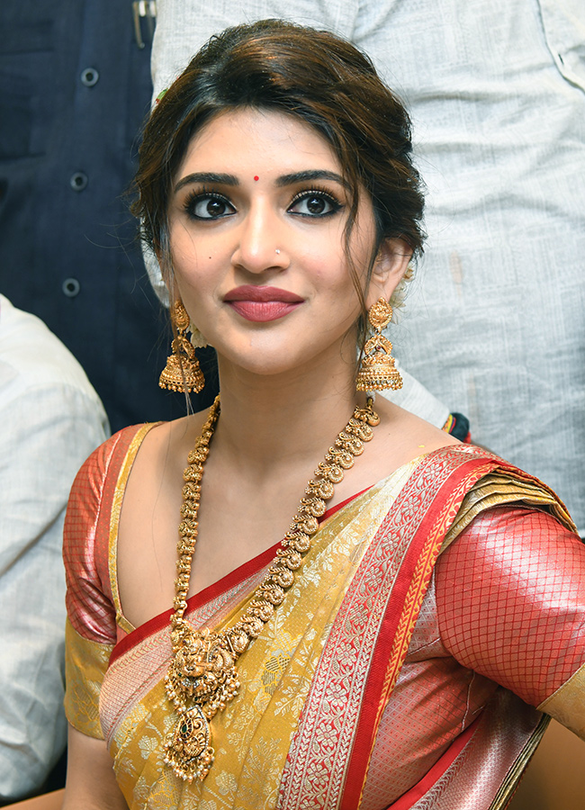 Actress Sreeleela At Srikakulam photos goes viral12