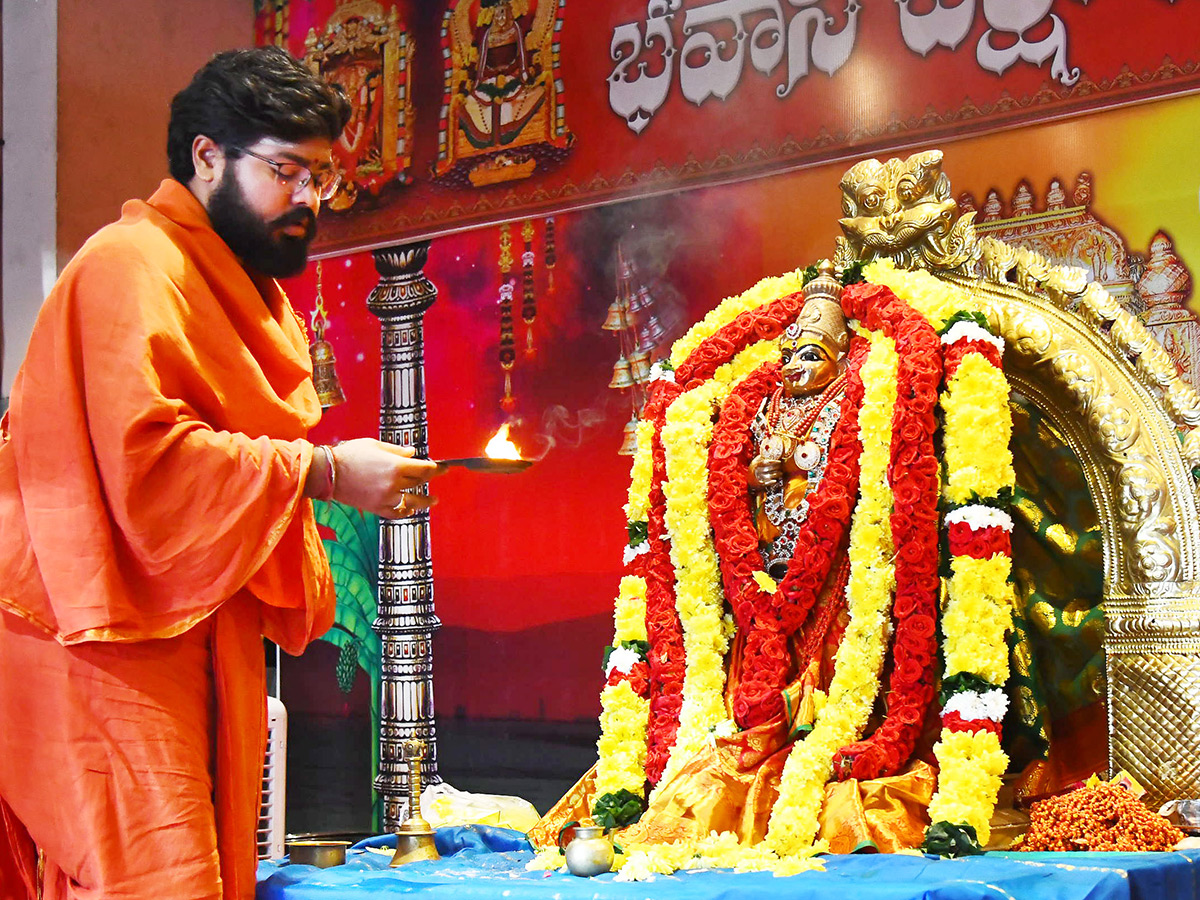 Bhavani Deeksha Viramana Starts At Durga Temple Vijayawada Photos30