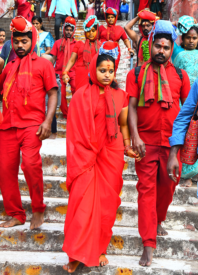 Bhavani Deeksha Viramana Starts At Durga Temple Vijayawada Photos32