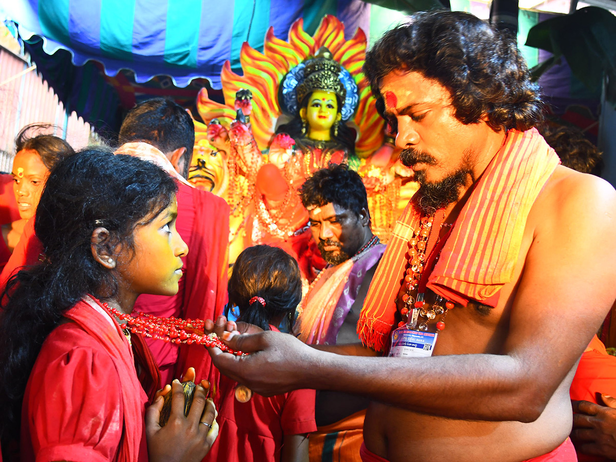 Bhavani Deeksha Viramana Starts At Durga Temple Vijayawada Photos6