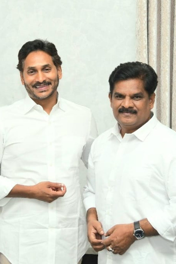 YS Jagan Birthday Special Photos13