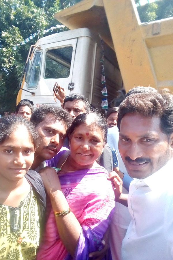 YS Jagan Birthday Special Photos6