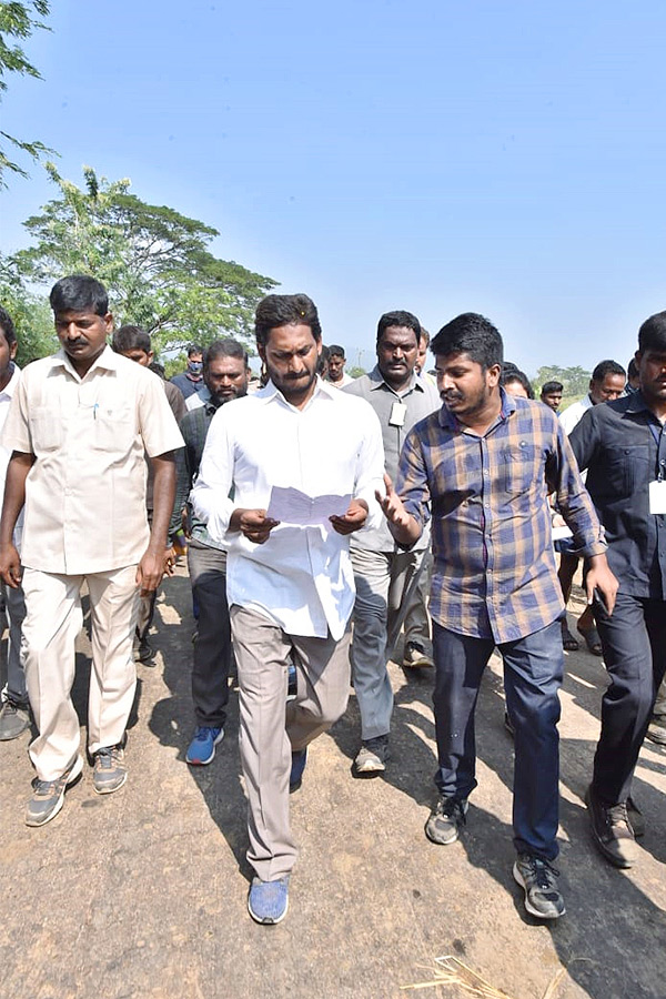 YS Jagan Birthday Special Photos With Fans4