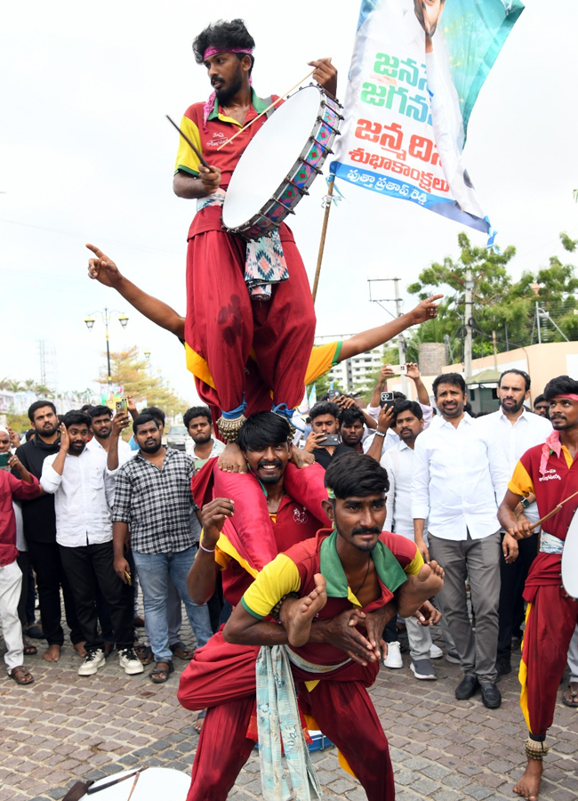 HBDYSJAGAN YS Jagan mohan reddy birthday celebration photos10