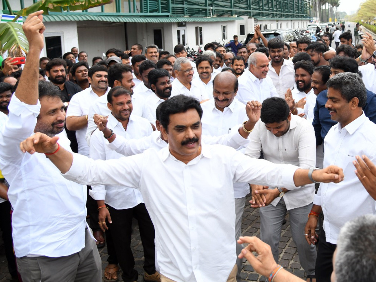 HBDYSJAGAN YS Jagan mohan reddy birthday celebration photos13