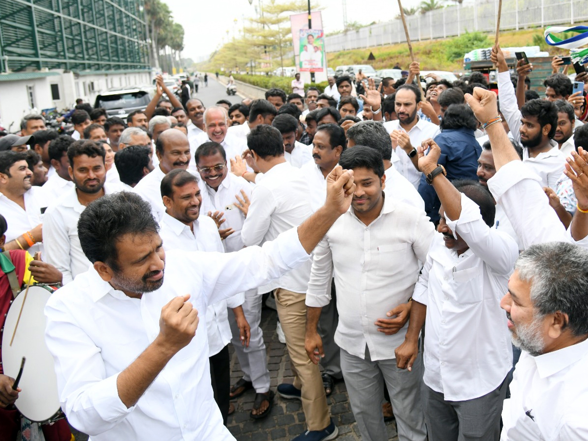 HBDYSJAGAN YS Jagan mohan reddy birthday celebration photos14