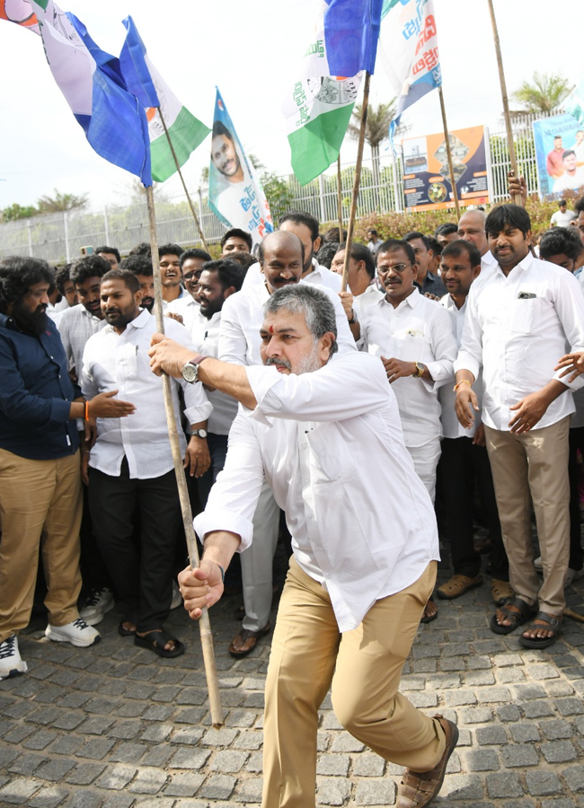 HBDYSJAGAN YS Jagan mohan reddy birthday celebration photos17