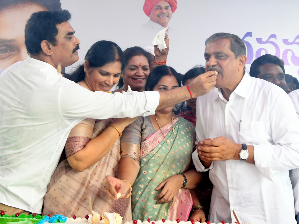 HBDYSJAGAN YS Jagan mohan reddy birthday celebration photos27