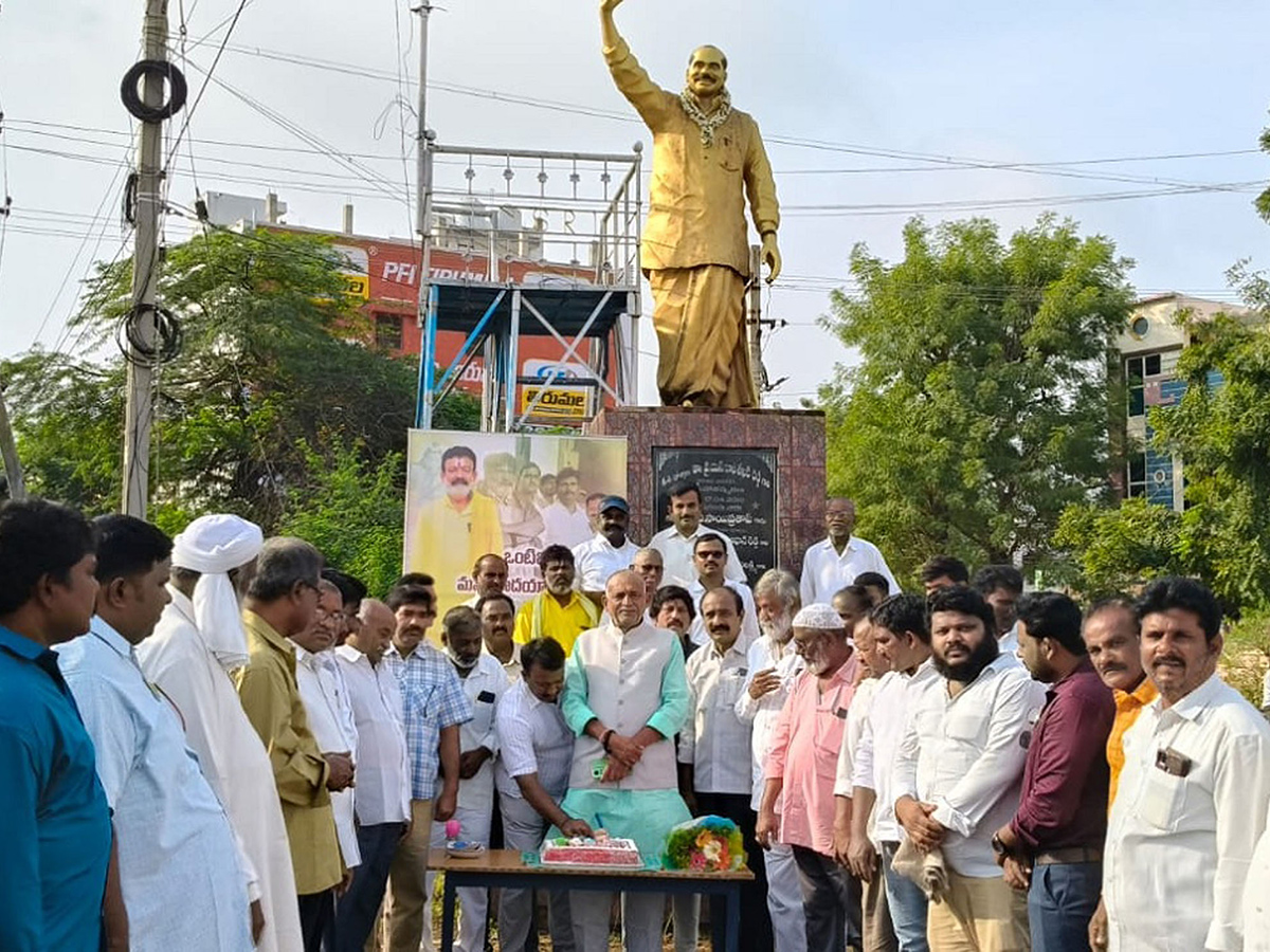 ys jagan mohan reddy birthday celebrations in andhra pradesh photos goes viral10