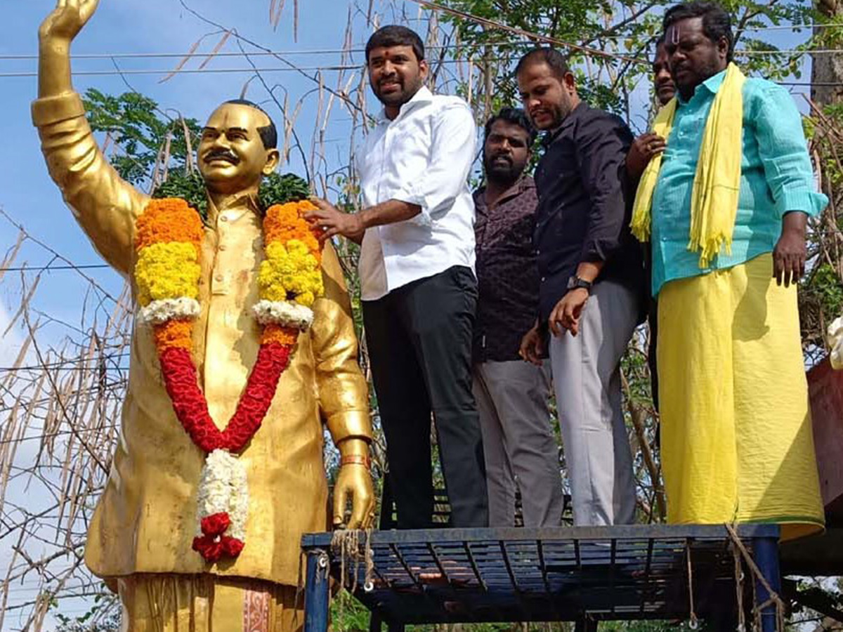 ys jagan mohan reddy birthday celebrations in andhra pradesh photos goes viral24