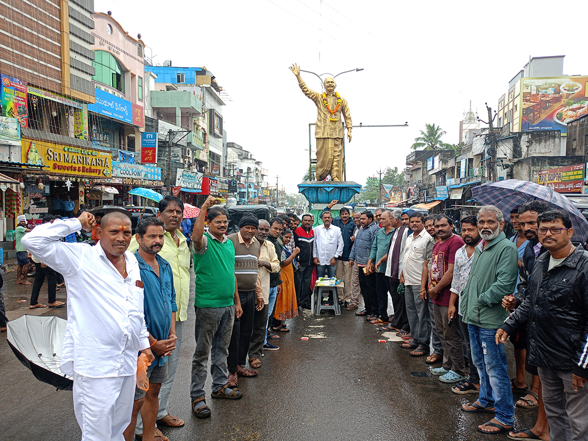 ys jagan mohan reddy birthday celebrations in andhra pradesh photos goes viral8