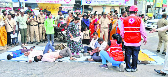 నేరాల నియంత్రణపై జాగృతి జాతా 1