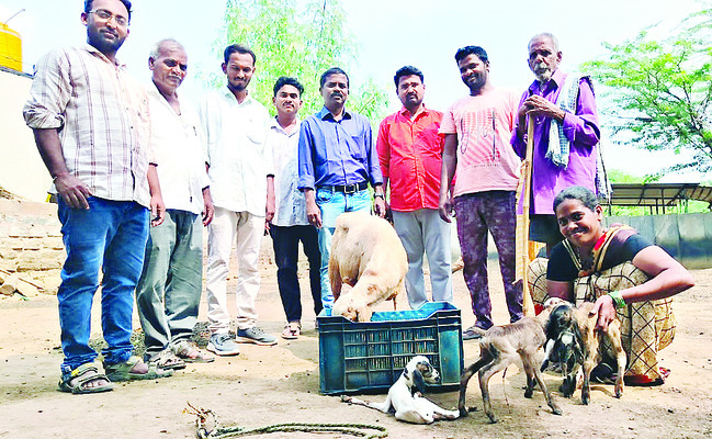 వంద రోజుల కార్యక్రమాన్ని బహిష్కరిస్తాం 1