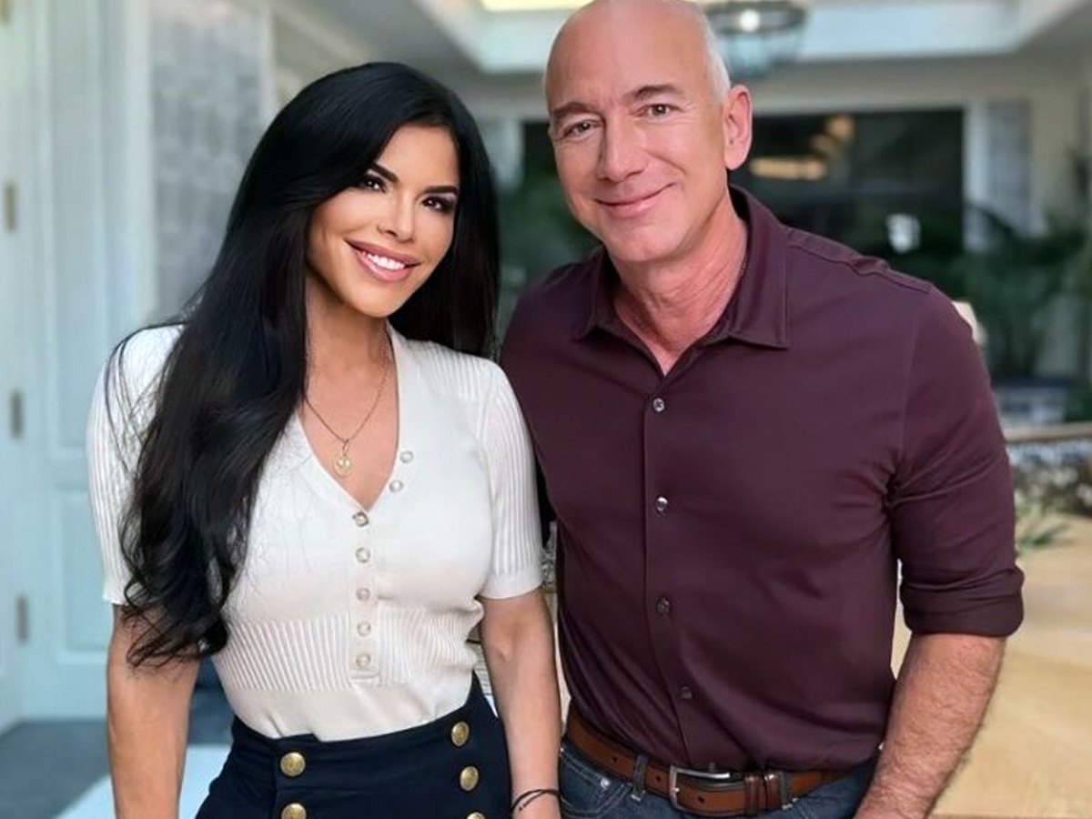 Amazon founder Bezos to marry his girlfriend 7