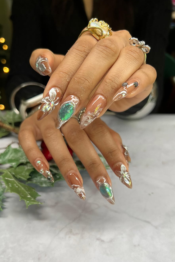 Christmas 2024 Special Nail Arts By Noeline In Social Media17