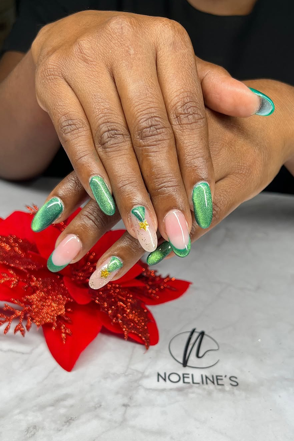 Christmas 2024 Special Nail Arts By Noeline In Social Media25