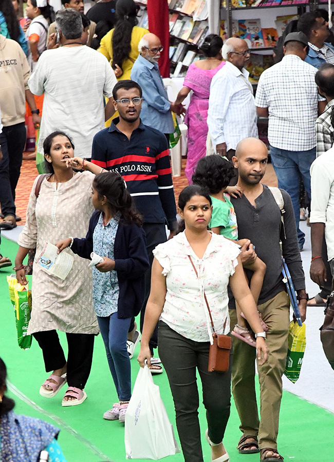 Hyderabad Book Fair Draws Record 90,000 Visitors on Sunday9