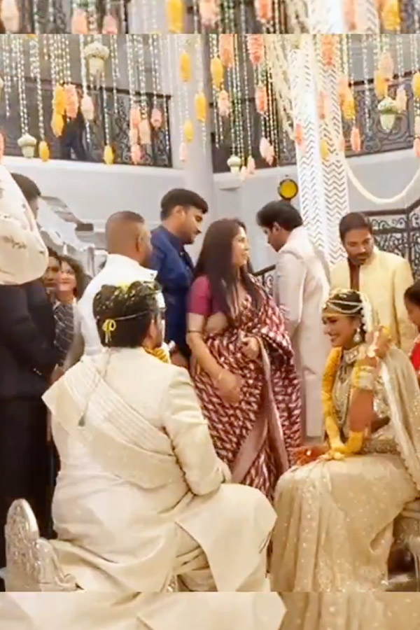 PV Sindhu marries Venkata Datta Sai in Udaipur Photos Goes viral6