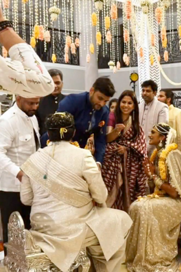 PV Sindhu marries Venkata Datta Sai in Udaipur Photos Goes viral7