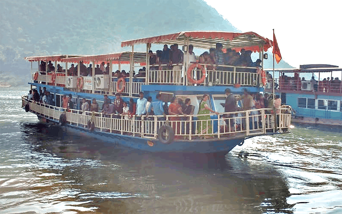 rajahmundry to papikondalu boat trip photos2