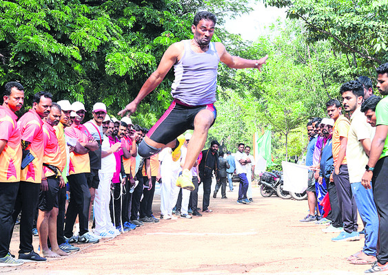 ●ఉల్లాసంగా... ఉత్సాహంగా 4