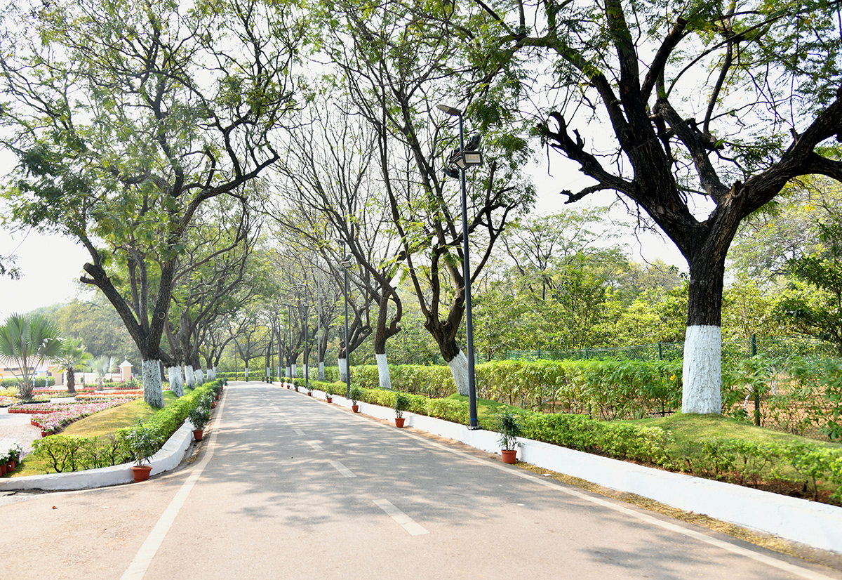 Rashtrapati Nilayam in Bollaram photos goes viral5