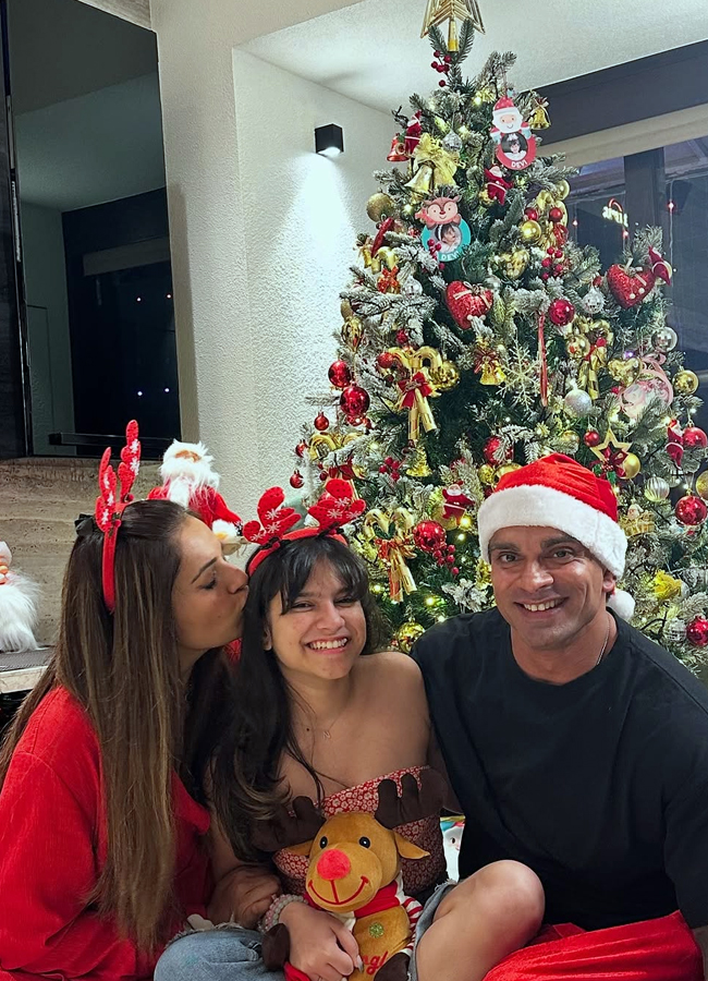 Christmas 2024 Bipasha Celebrations - How Good is Bujjemma12