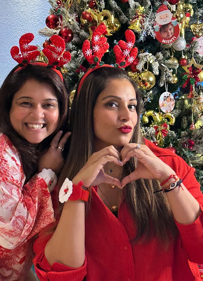 Christmas 2024 Bipasha Celebrations - How Good is Bujjemma5