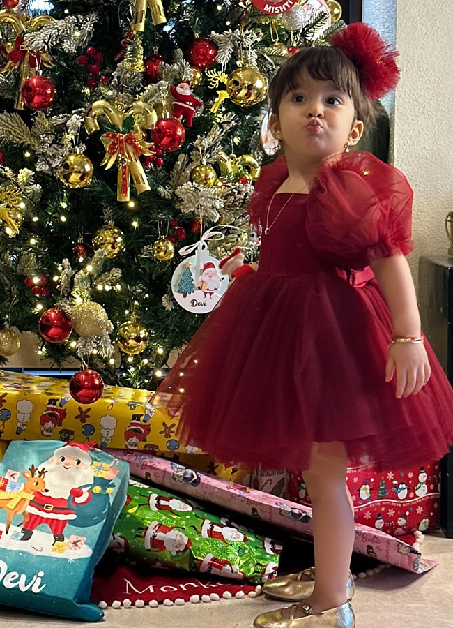 Christmas 2024 Bipasha Celebrations - How Good is Bujjemma7