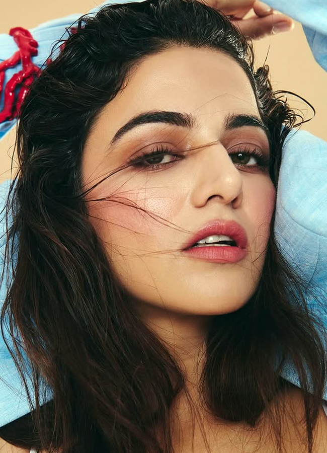 Who is this trending beauty Wamiqa Gabbi? Photos15