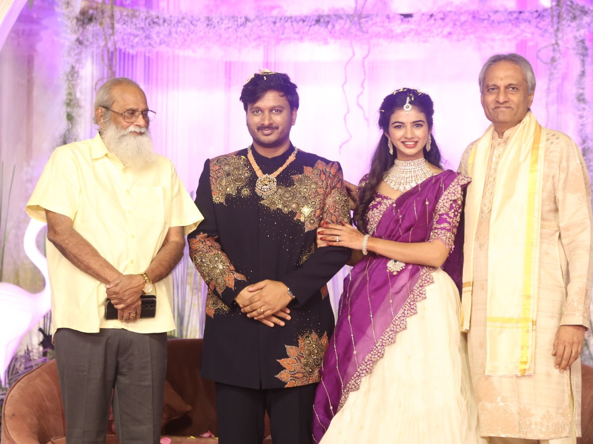 Celebs and Political Leaders at Kothapalli Geetha Son Abhinay Tej Wedding Reception Photos 2