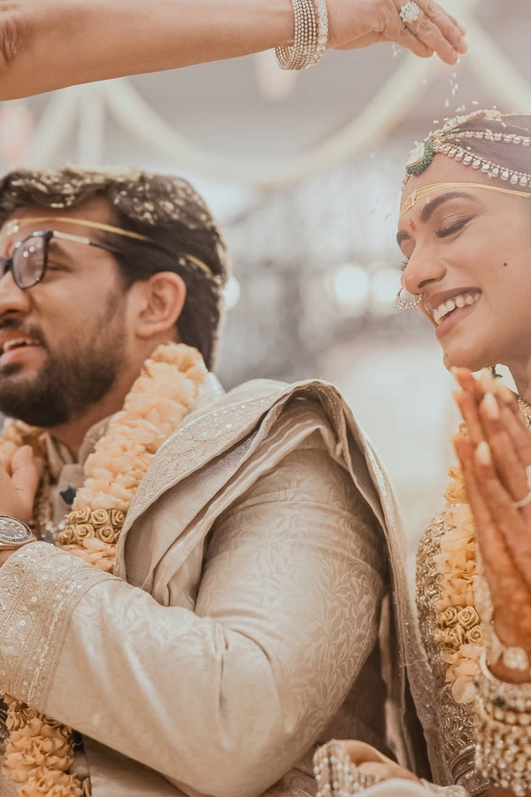 PV Sindhu shares dreamy wedding pics with husband Venkata Datta Sai goes viral14