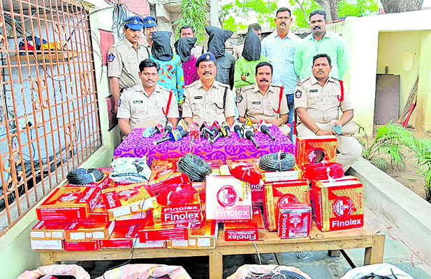 సమ్మెకాల ఒప్పందాలను అమలు చేయాలి 1