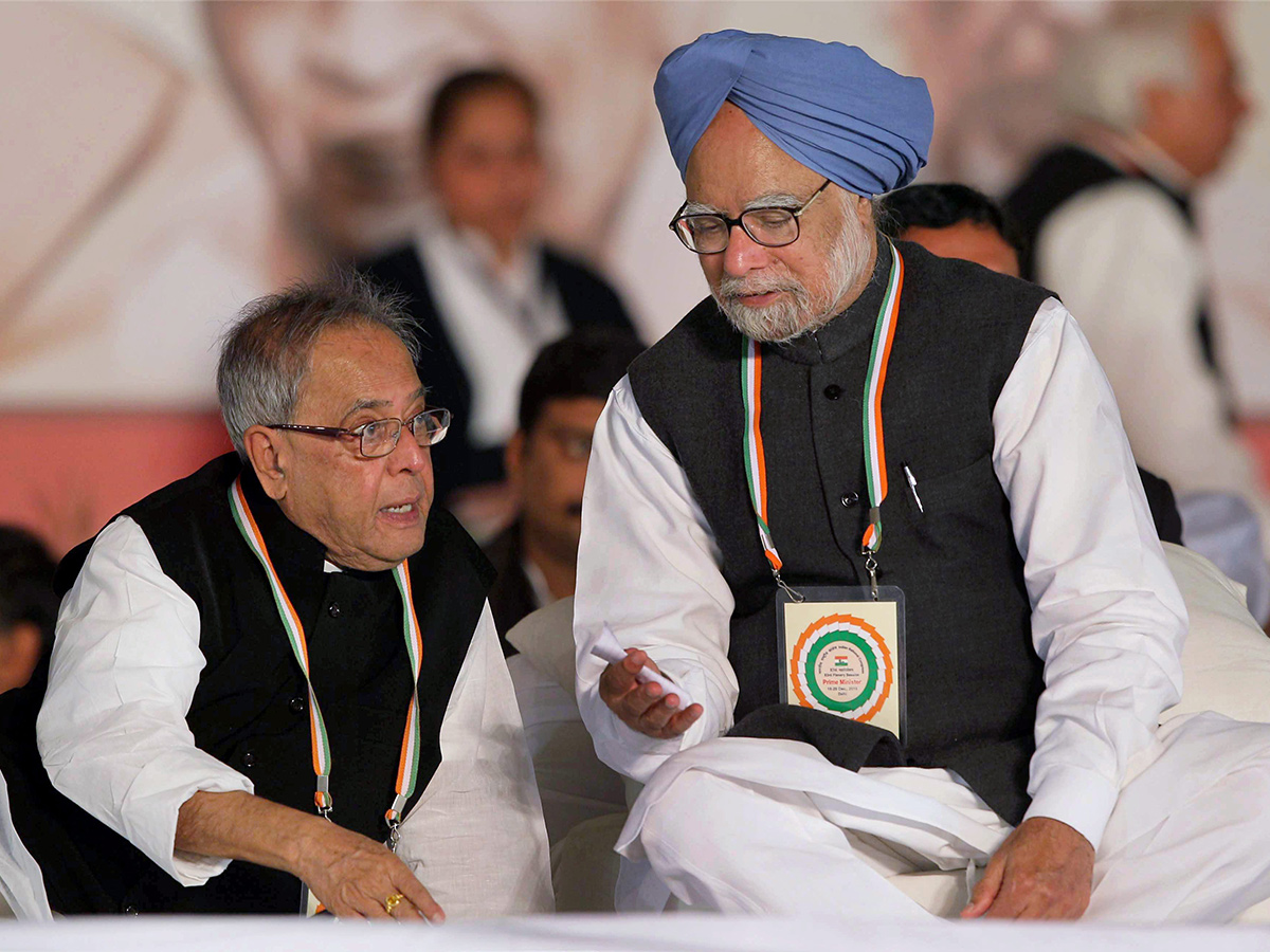 Former PM Manmohan Singh Rare and unseen photos goes viral19