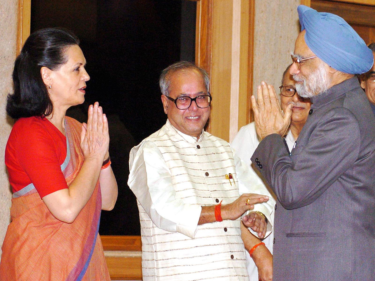 Former PM Manmohan Singh Rare and unseen photos goes viral33