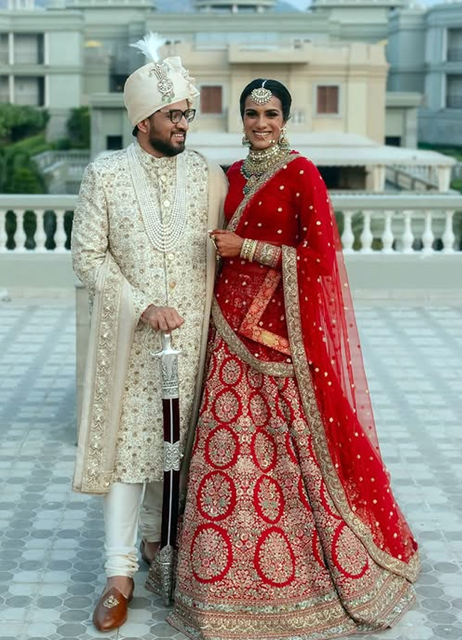 Do you know the details of this designer lehenga that was worn by PV Sindhu at her wedding4