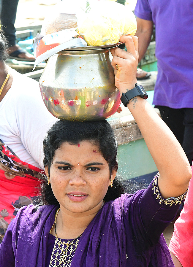 Visakhapatnam celebrates Gangamma Jatara as thanksgiving for safety photos18