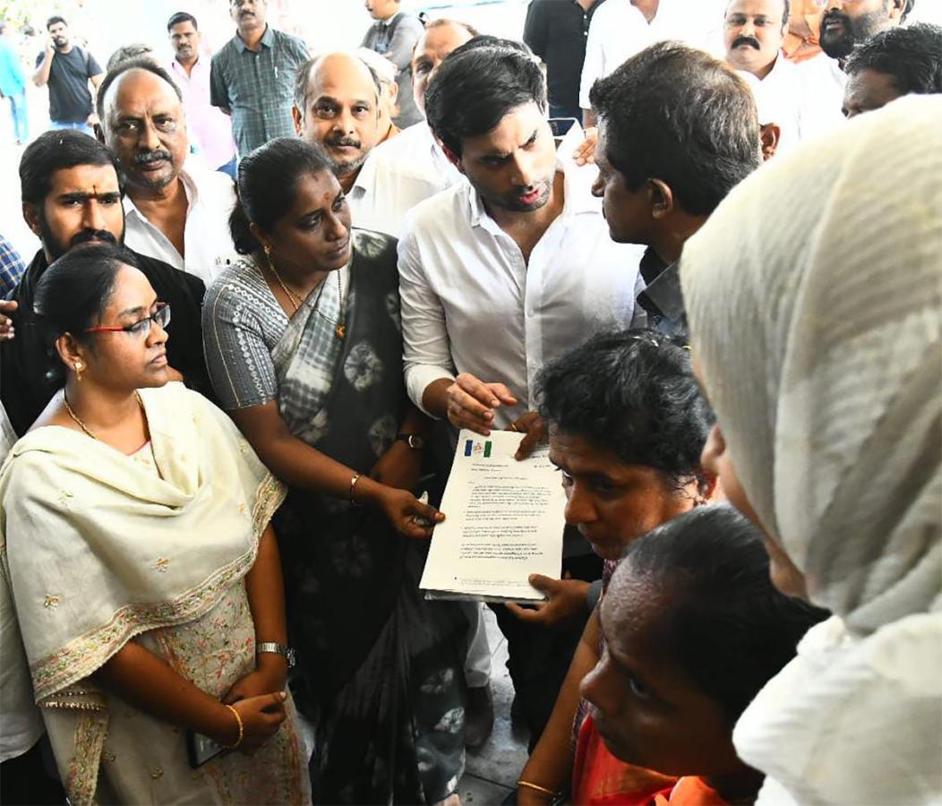 YSRCP Porubata On Electricity Charges Hike Photos30