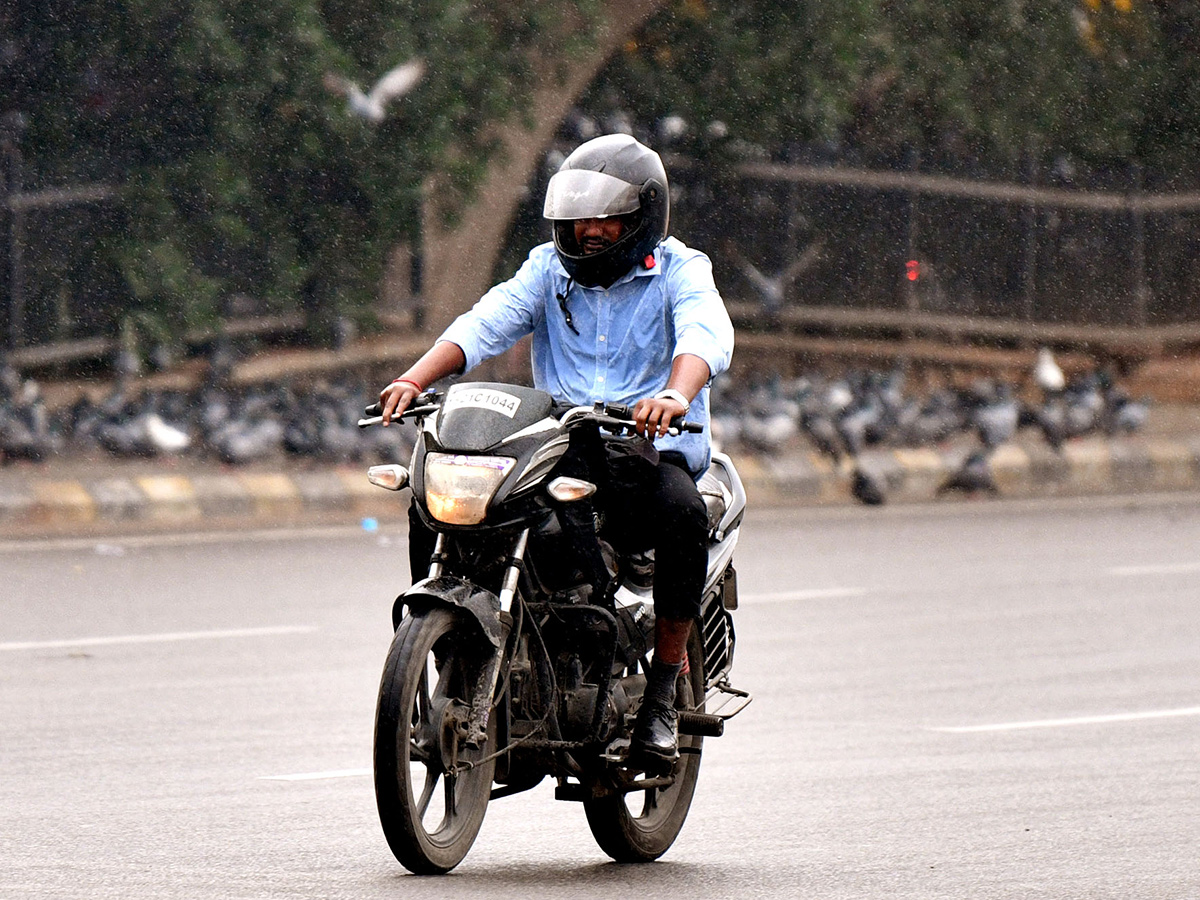 heavy rain in hyderabad today17