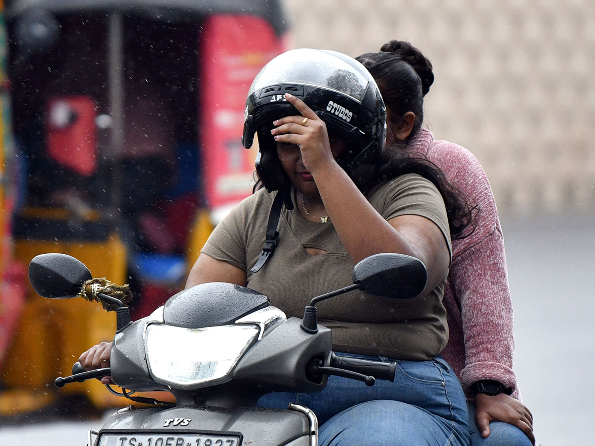 heavy rain in hyderabad today24