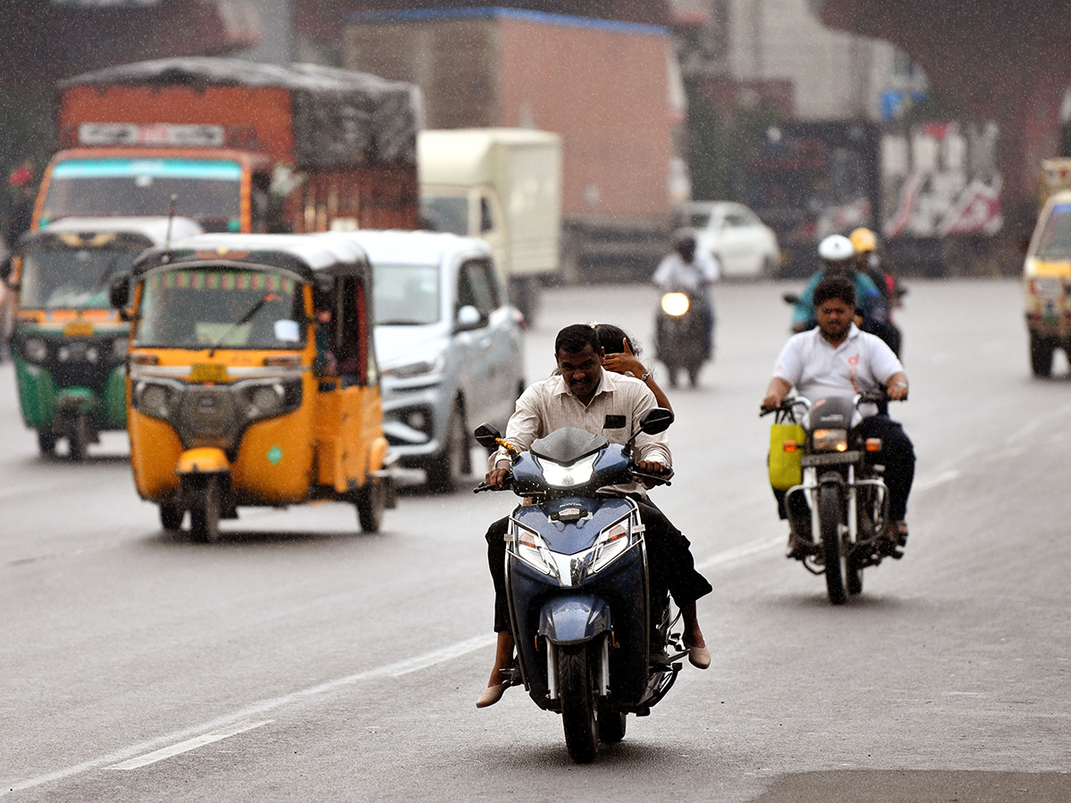 heavy rain in hyderabad today25