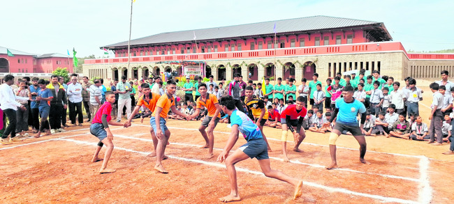 గెలుపోటములను సమానంగా స్వీకరించాలి 1