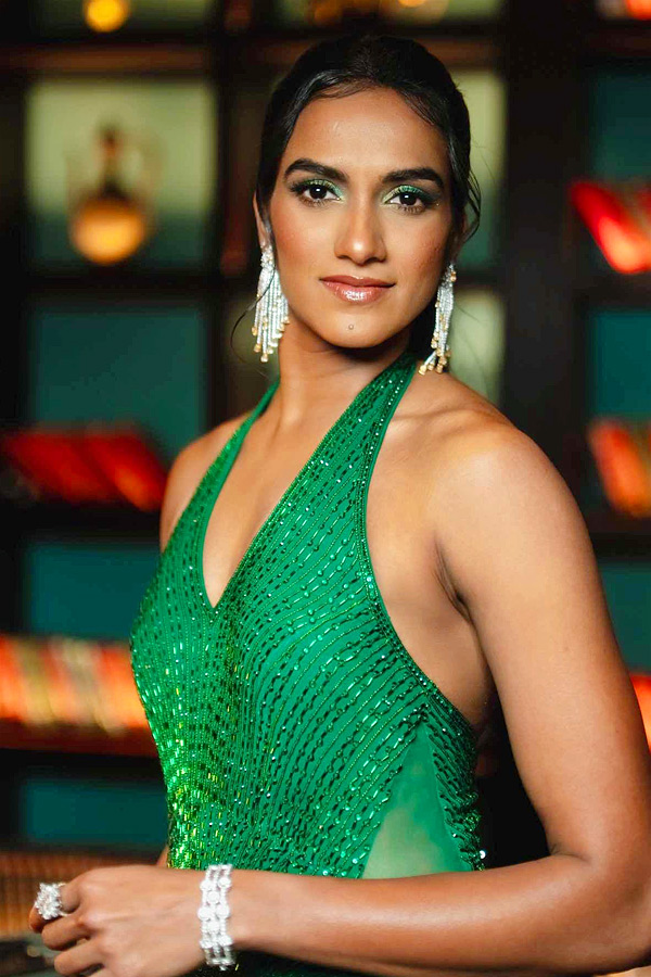 PV Sindhu Shares Pictures Stuns in Green Gown at Her Sangeet Ceremony Photos10