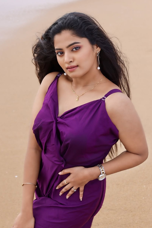 Maavaru Mastaru Serial Heroine Sangeetha Photos 13