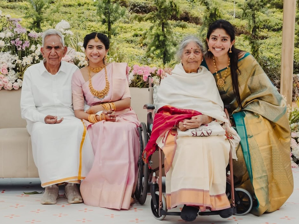 Actress Sai Pallavi Shares Emotional Post on Social media photos11