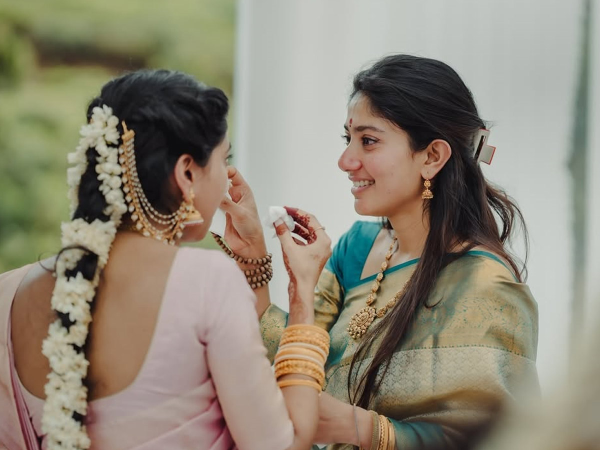 Actress Sai Pallavi Shares Emotional Post on Social media photos38