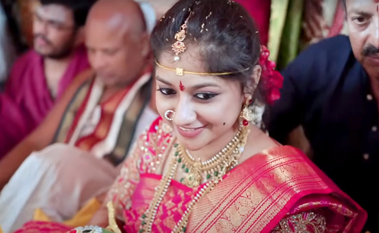 Varaha Roopam Singer Srilalitha Shared Wedding Photos Goes Viral18