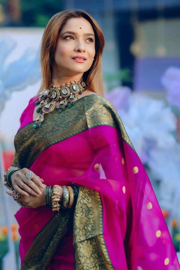 Bollywood Actress Ankita Lokhande Looks Beautiful Saree2