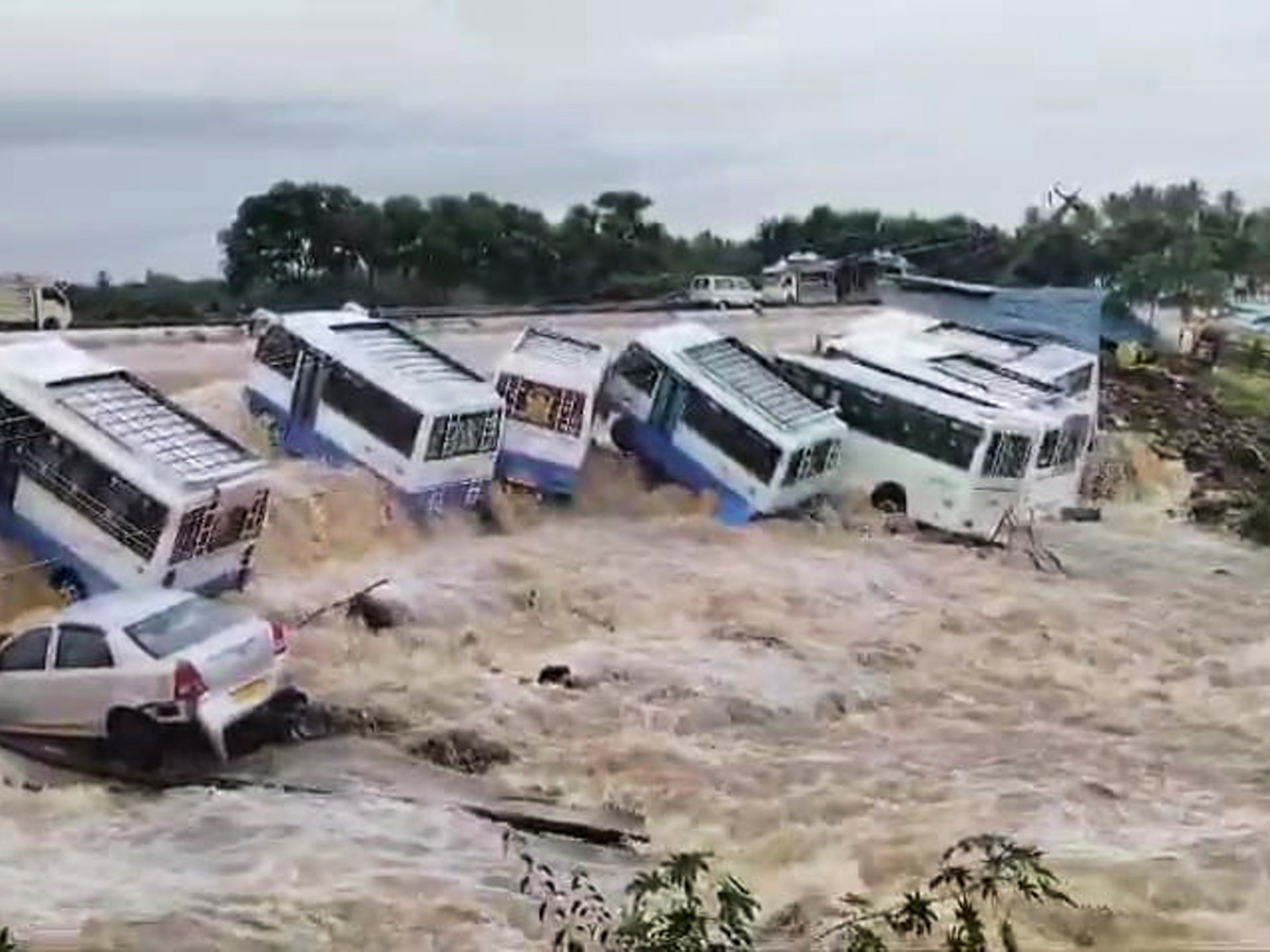 Cyclone Fengal LIVE Updates Tamil Nadu Photos3