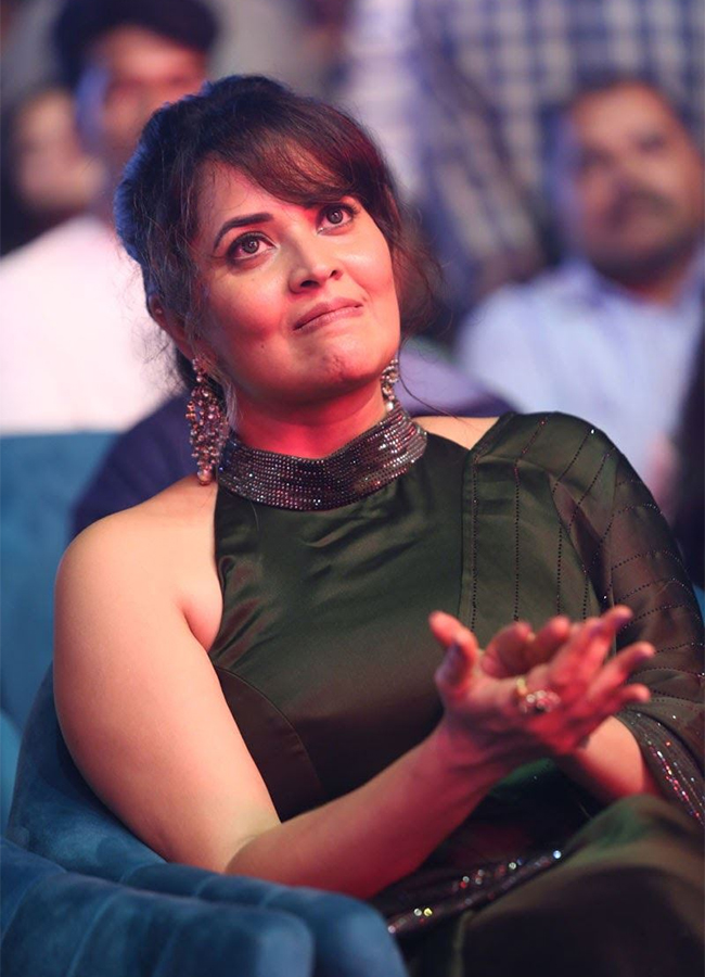 Sreeleela And Anasuya Photos At Pushpa 2 Pre Release Event Goes Viral10